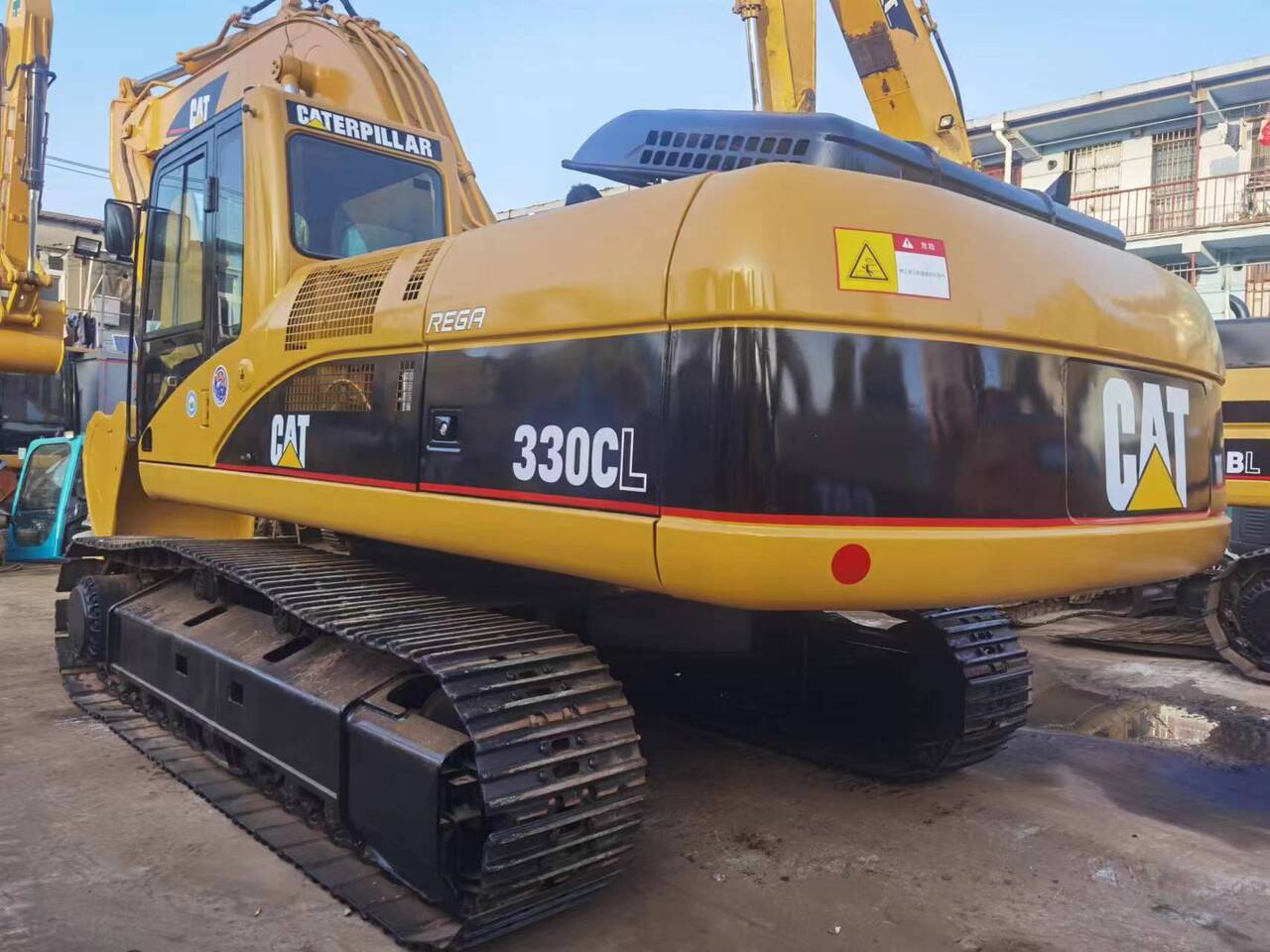 CATERPILLAR 330C - Crawler excavator: picture 2 CATERPILLAR 330C - Crawler excavator: picture 2