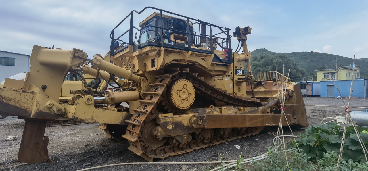 CATERPILLAR D10R - Bulldozer: picture 5 CATERPILLAR D10R - Bulldozer: picture 5