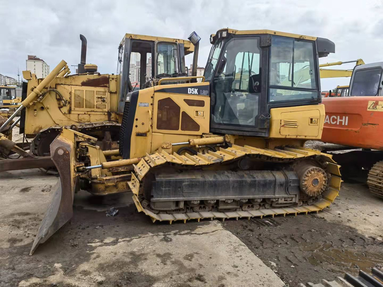 CATERPILLAR D5K LGP - Excavator: picture 1 CATERPILLAR D5K LGP - Excavator: picture 1