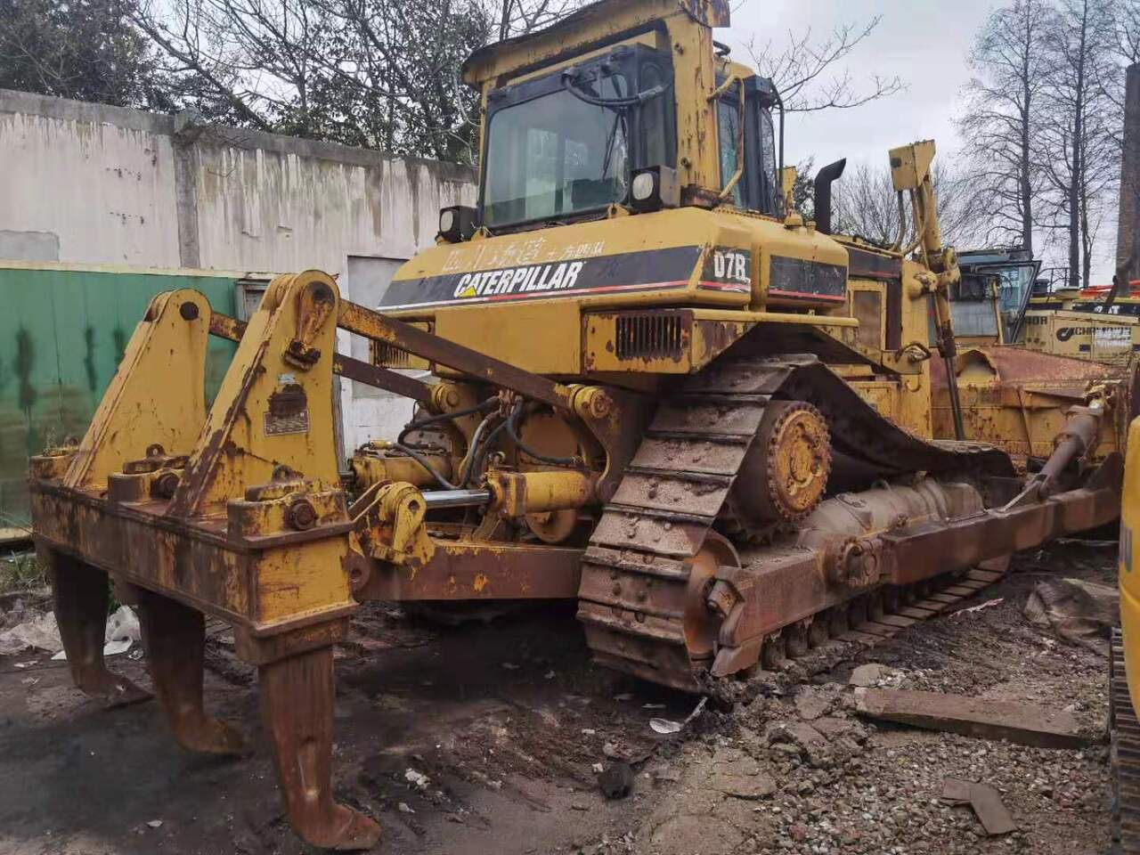 CATERPILLAR D7R - Bulldozer: picture 2 CATERPILLAR D7R - Bulldozer: picture 2