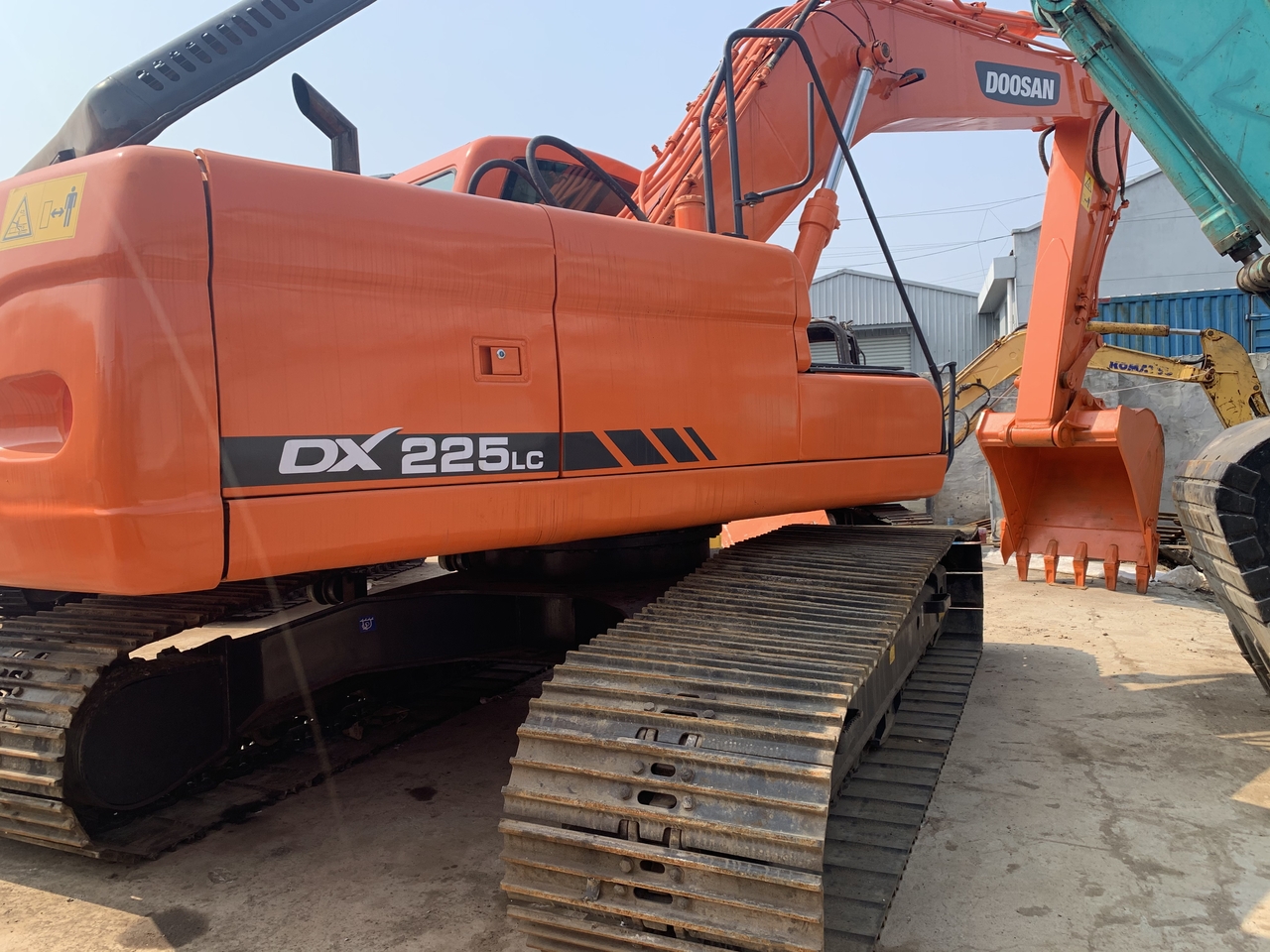 DOOSAN DX225LC - Crawler excavator: picture 2 DOOSAN DX225LC - Crawler excavator: picture 2