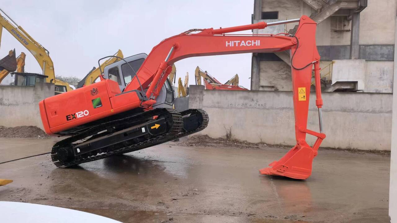 HITACHI EX120-5 - Crawler excavator: picture 4 HITACHI EX120-5 - Crawler excavator: picture 4