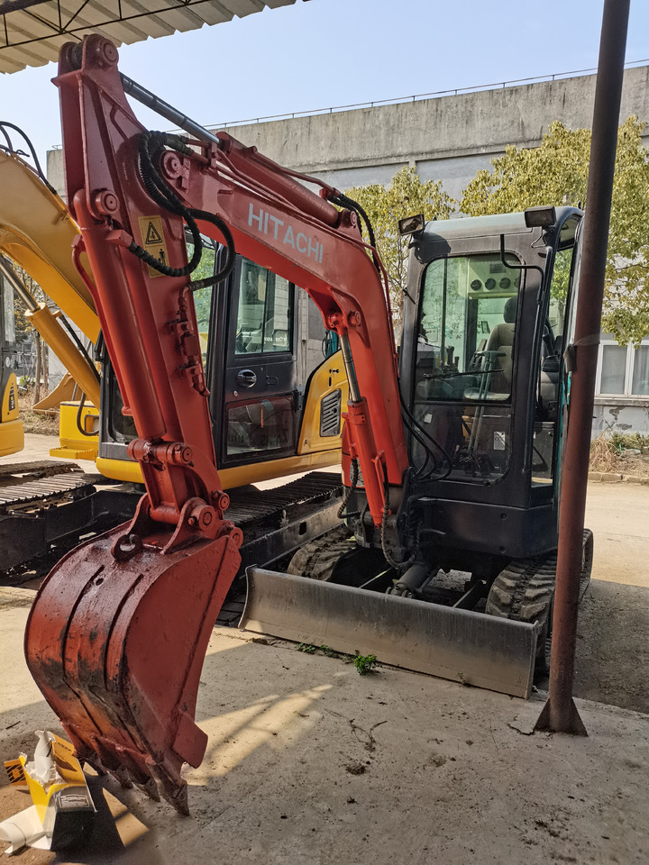 HITACHI ZX30U - Crawler excavator: picture 2 HITACHI ZX30U - Crawler excavator: picture 2