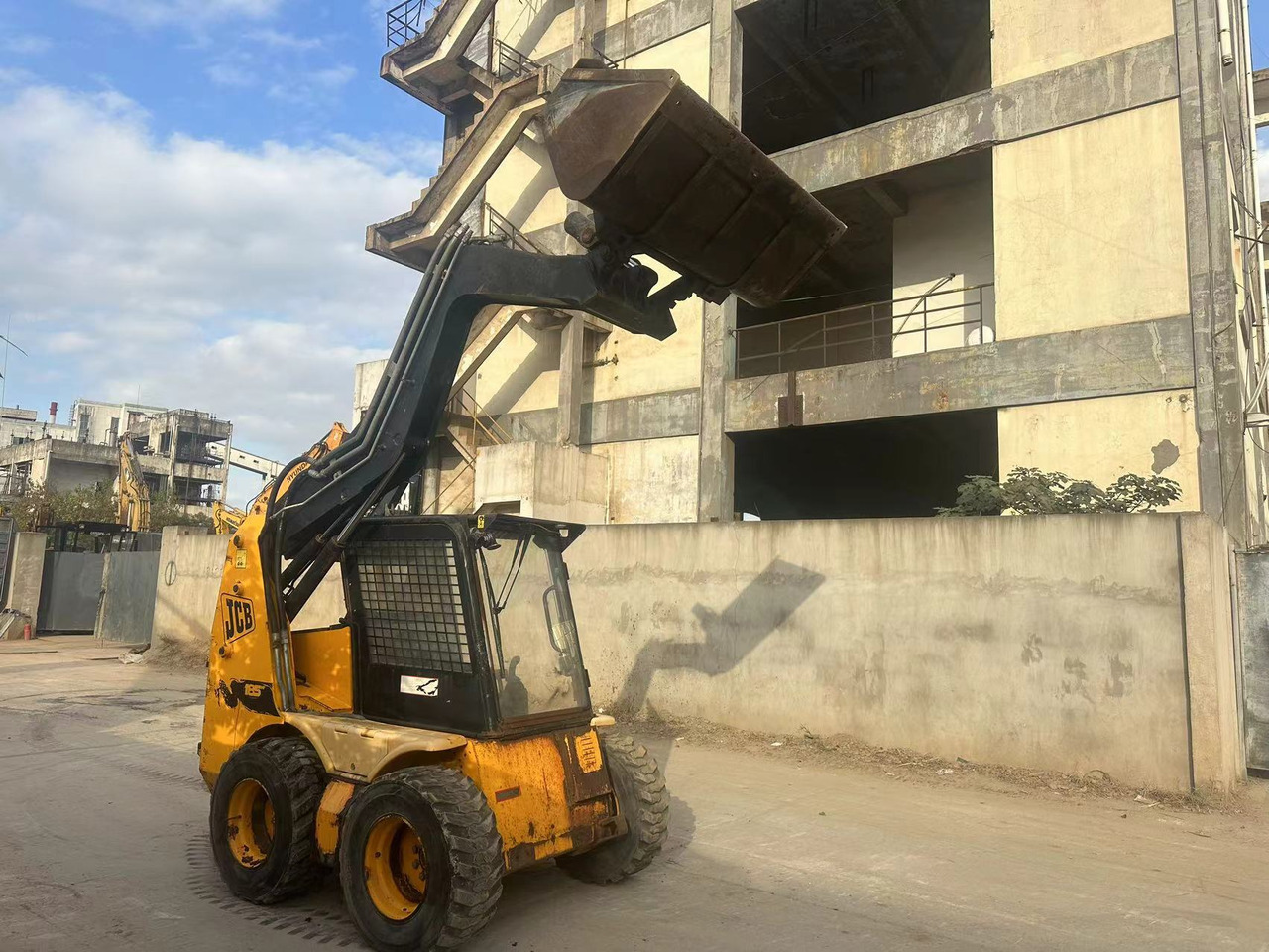 JCB 185 - Skid steer loader: picture 1 JCB 185 - Skid steer loader: picture 1