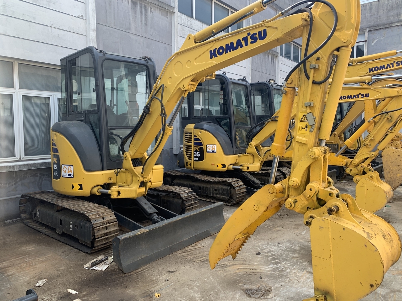 KOMATSU PC35MR - Crawler excavator: picture 1 KOMATSU PC35MR - Crawler excavator: picture 1