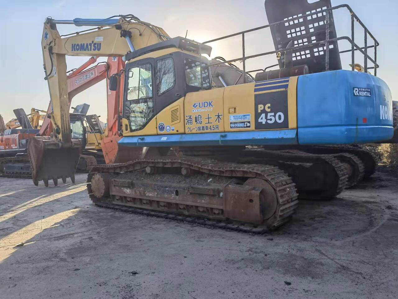 KOMATSU PC450-7-excavator - Crawler excavator: picture 1 KOMATSU PC450-7-excavator - Crawler excavator: picture 1
