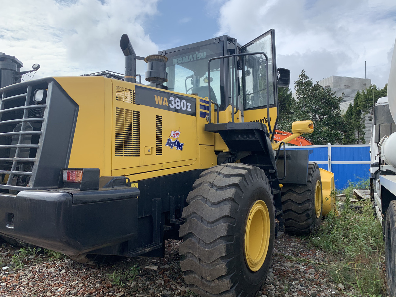 KOMATSU WA380Z - Wheel loader: picture 3 KOMATSU WA380Z - Wheel loader: picture 3