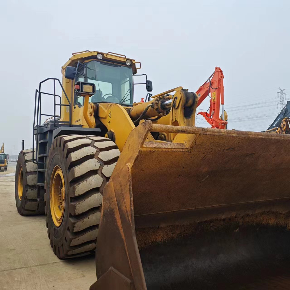 KOMATSU WA600-3 - Wheel loader: picture 5 KOMATSU WA600-3 - Wheel loader: picture 5