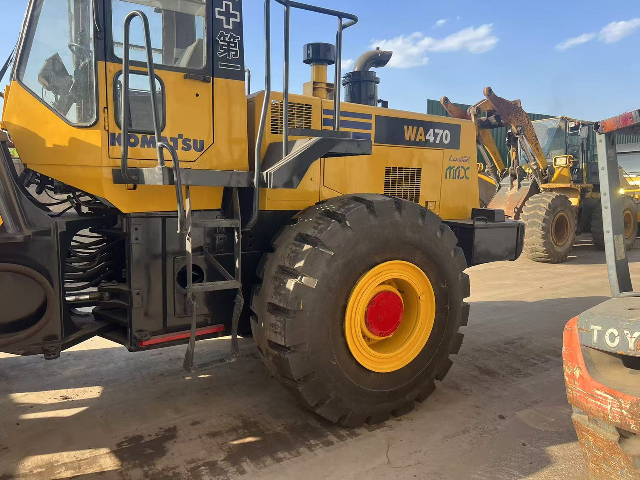 Komatsu WA470-3 - Wheel loader: picture 5 Komatsu WA470-3 - Wheel loader: picture 5