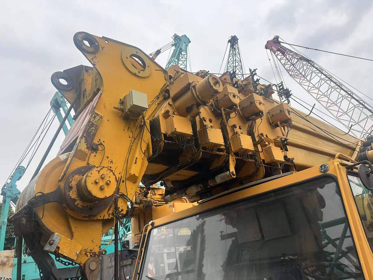 Liebherr KMK6200 - Crane: picture 4 Liebherr KMK6200 - Crane: picture 4