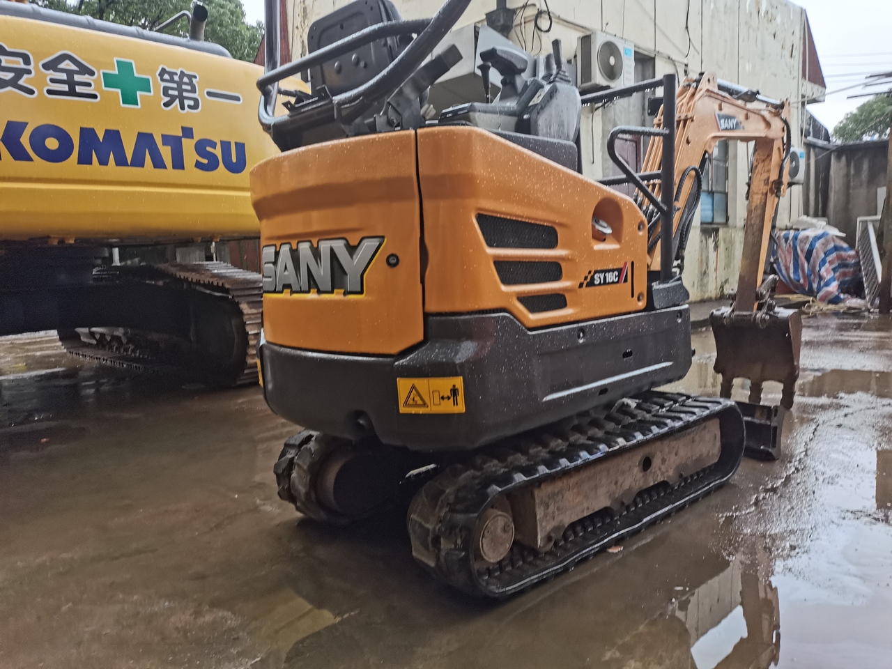 SANY SY16C - Crawler excavator: picture 4 SANY SY16C - Crawler excavator: picture 4