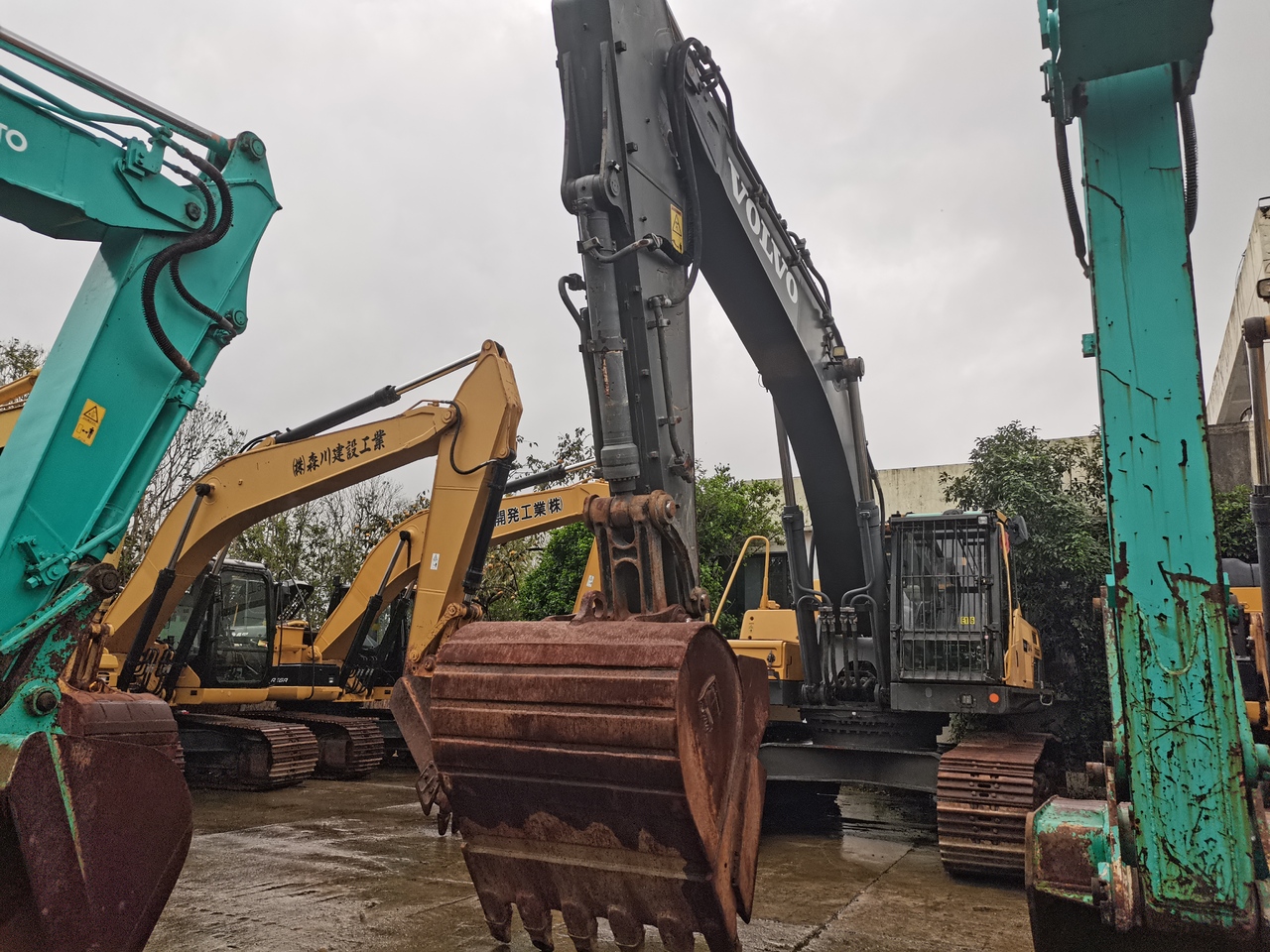 VOLVO EC380DL - Crawler excavator: picture 4 VOLVO EC380DL - Crawler excavator: picture 4