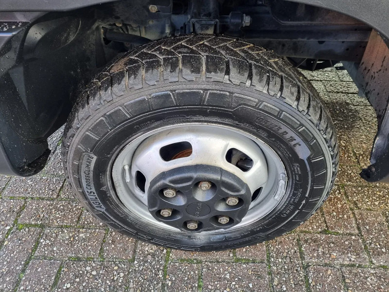 Tipper van Iveco Daily 35C18 3.0D Kipper Hi-Matic Euro 6 GVW 3500 kg: picture 15 Tipper van Iveco Daily 35C18 3.0D Kipper Hi-Matic Euro 6 GVW 3500 kg: picture 15