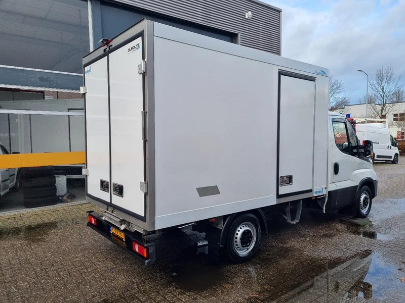 Iveco Daily 35S16 Hi-Matic Koelkoffer Carrier Xarios 5 ST 380V +20C/-20C Euro 6E - Refrigerated van: picture 2 Iveco Daily 35S16 Hi-Matic Koelkoffer Carrier Xarios 5 ST 380V +20C/-20C Euro 6E - Refrigerated van: picture 2