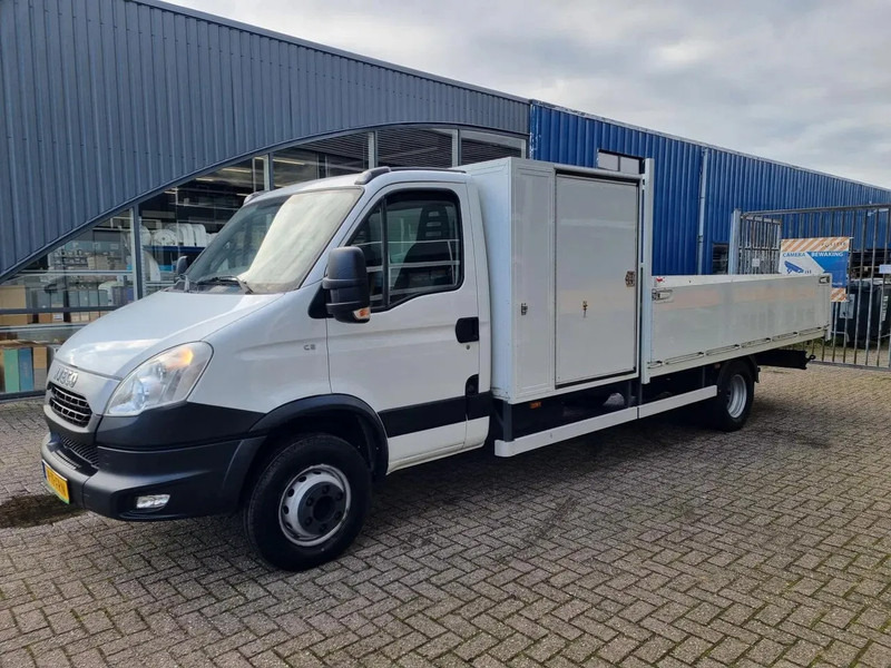 Iveco Daily 70C21 3.0D/ 204PS/ Radstand 475 cm/ Openlaadbak 4m - Flatbed van: picture 4 Iveco Daily 70C21 3.0D/ 204PS/ Radstand 475 cm/ Openlaadbak 4m - Flatbed van: picture 4