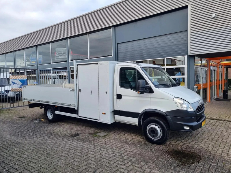 Iveco Daily 70C21 3.0D/ 204PS/ Radstand 475 cm/ Openlaadbak 4m - Flatbed van: picture 1 Iveco Daily 70C21 3.0D/ 204PS/ Radstand 475 cm/ Openlaadbak 4m - Flatbed van: picture 1