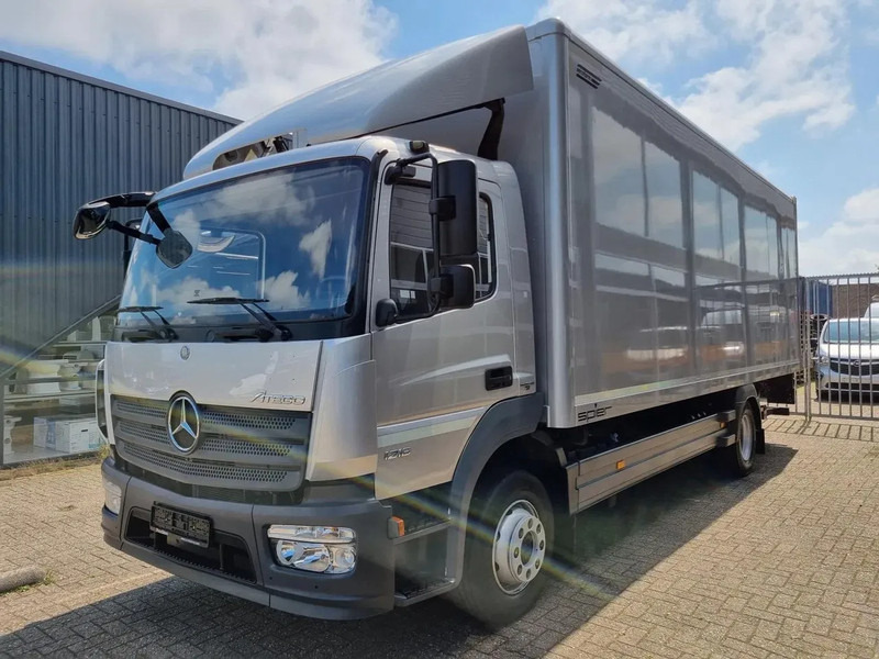 Mercedes-Benz Atego 1218 Koffer/ Ladebordwand/ Airco/ Grau Metallic - Box truck: picture 5 Mercedes-Benz Atego 1218 Koffer/ Ladebordwand/ Airco/ Grau Metallic - Box truck: picture 5