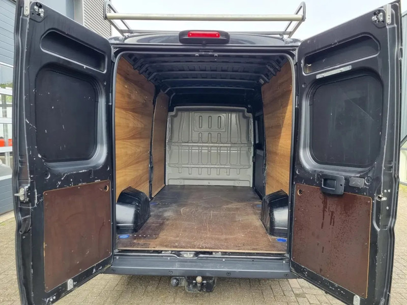 Panel van Peugeot Boxer 435 2.0 HDI L3H2 Pro/ Airco/ Navi/ Imperiaal: picture 8 Panel van Peugeot Boxer 435 2.0 HDI L3H2 Pro/ Airco/ Navi/ Imperiaal: picture 8