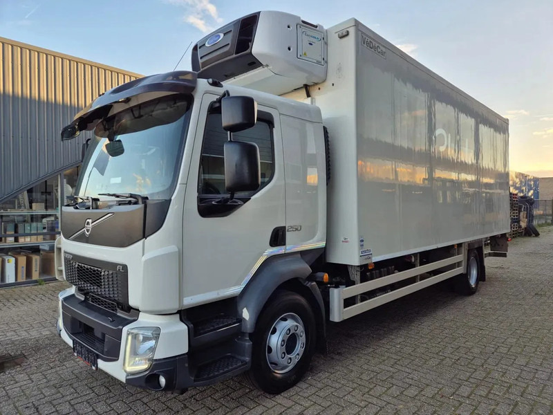 Volvo FL 12.250 Kuhlkoffer Carrier 850MT ST 380V -30/+30/ LBW/ EURO 6 - Refrigerator truck: picture 4 Volvo FL 12.250 Kuhlkoffer Carrier 850MT ST 380V -30/+30/ LBW/ EURO 6 - Refrigerator truck: picture 4