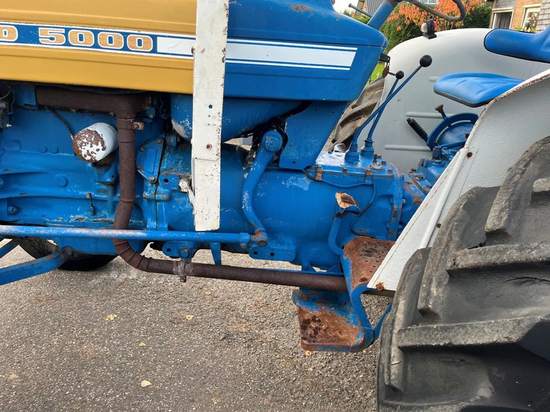 Farm tractor Ford 5000 5000 2WD Agricultural Tractor: picture 11 Farm tractor Ford 5000 5000 2WD Agricultural Tractor: picture 11