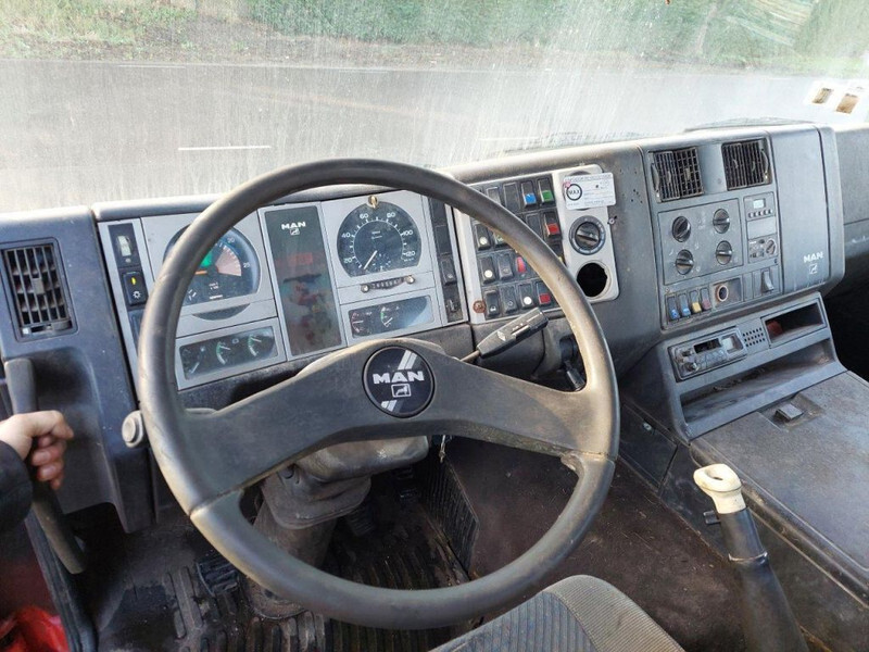 Cab chassis truck MAN 26.463 6X4 CHASSIS: picture 7 Cab chassis truck MAN 26.463 6X4 CHASSIS: picture 7
