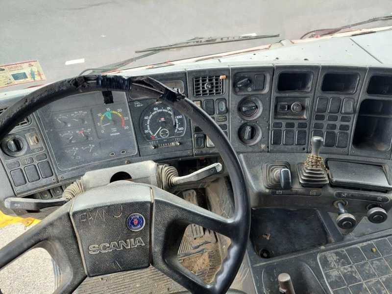 Tipper Scania 143-400 V8 6x4: picture 9