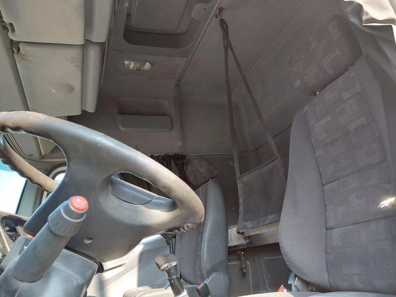 Tractor unit Mercedes-Benz Axor 1843 4x2 Retarder: picture 8