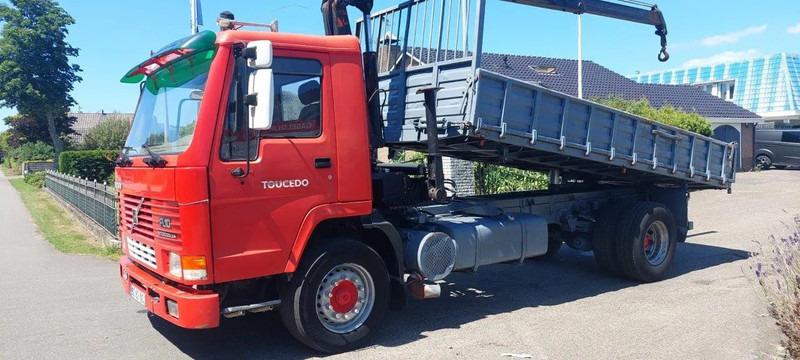 Volvo FL 10.320 4x2 Kipper Crane Steel Suspension - Tipper, Crane truck: picture 2 Volvo FL 10.320 4x2 Kipper Crane Steel Suspension - Tipper, Crane truck: picture 2