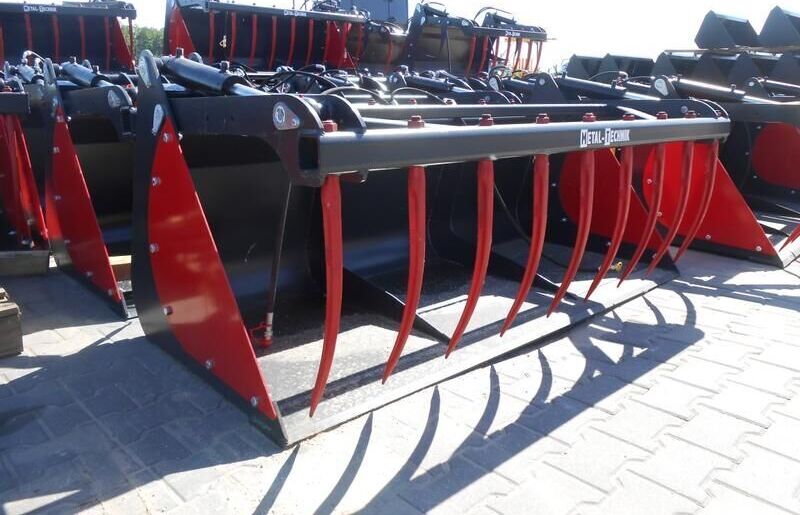 Metal-Technik Łycho-ktokodyl 1,2 m - Bucket, Silage equipment for Agricultural machinery: picture 1 Metal-Technik Łycho-ktokodyl 1,2 m - Bucket, Silage equipment for Agricultural machinery: picture 1