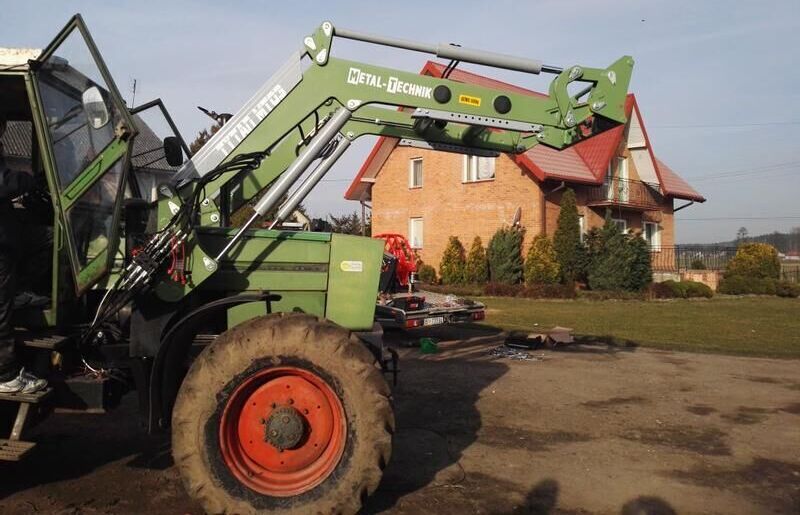 Metal-Technik für FENDT 309 TURBOMATIK - Front loader for tractor: picture 4 Metal-Technik für FENDT 309 TURBOMATIK - Front loader for tractor: picture 4