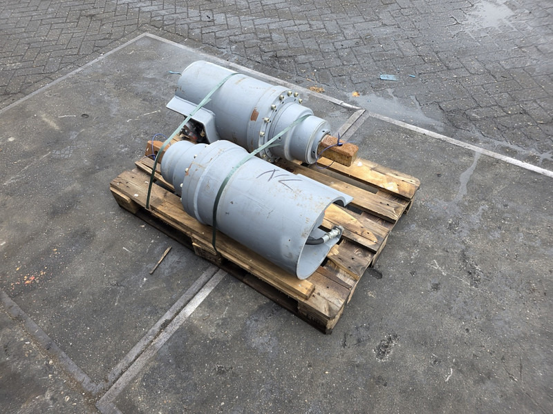 Augertorgue 25000 max grondboor earthdrill augertorgue 25000 max - Attachment for Agricultural machinery: picture 4 Augertorgue 25000 max grondboor earthdrill augertorgue 25000 max - Attachment for Agricultural machinery: picture 4