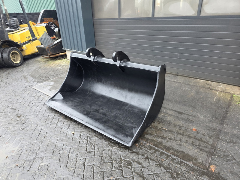 Slotenbak cw 40 brde bak verachtert brede bak - Bucket for Construction machinery: picture 2 Slotenbak cw 40 brde bak verachtert brede bak - Bucket for Construction machinery: picture 2