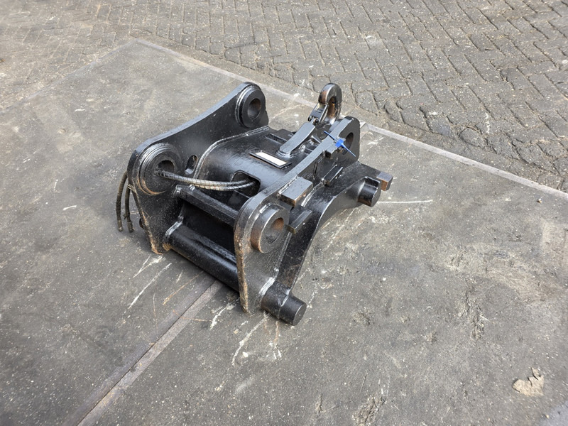 Snelwissel cw45 coupler verachtert coupler cw45 verachtert - Quick coupler for Construction machinery: picture 4 Snelwissel cw45 coupler verachtert coupler cw45 verachtert - Quick coupler for Construction machinery: picture 4