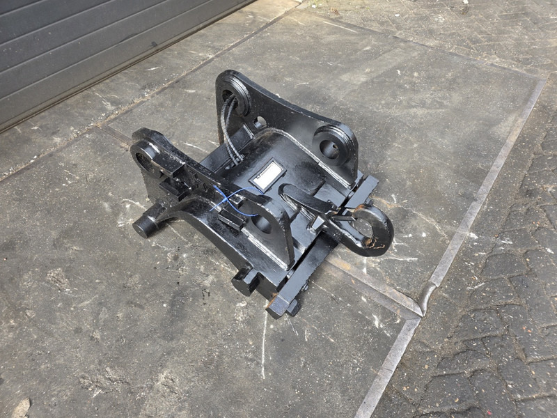 Snelwissel cw45 coupler verachtert coupler cw45 verachtert - Quick coupler for Construction machinery: picture 3 Snelwissel cw45 coupler verachtert coupler cw45 verachtert - Quick coupler for Construction machinery: picture 3