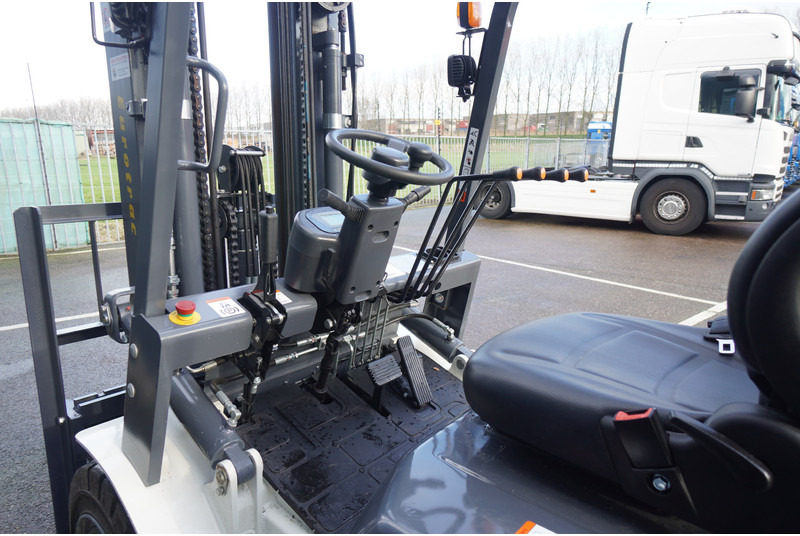 Construction machinery Eurotrac FE 30 ECO ELECTRIC FORKLIFT: picture 7