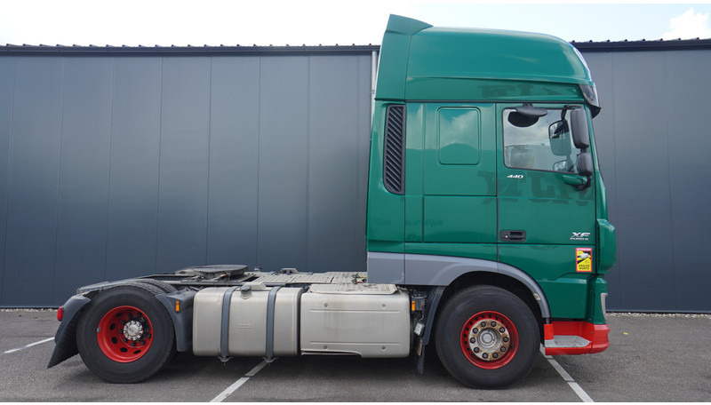 DAF XF 440 SSC EURO 6 704.000 KM - Tractor unit: picture 2 DAF XF 440 SSC EURO 6 704.000 KM - Tractor unit: picture 2