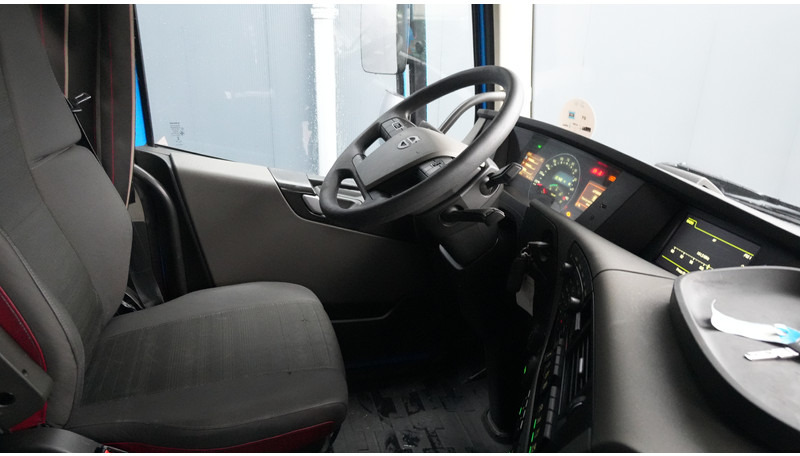 Volvo FH480 LNG 783.000KM - Tractor unit: picture 5 Volvo FH480 LNG 783.000KM - Tractor unit: picture 5