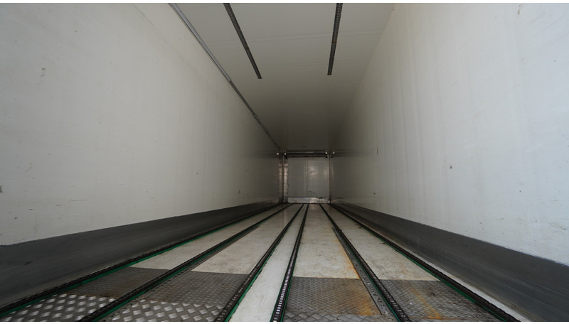 Van Eck 2 AXLE FRIGO CHAIN SYSTEM FLOOR TRAILER - Refrigerator semi-trailer: picture 4 Van Eck 2 AXLE FRIGO CHAIN SYSTEM FLOOR TRAILER - Refrigerator semi-trailer: picture 4