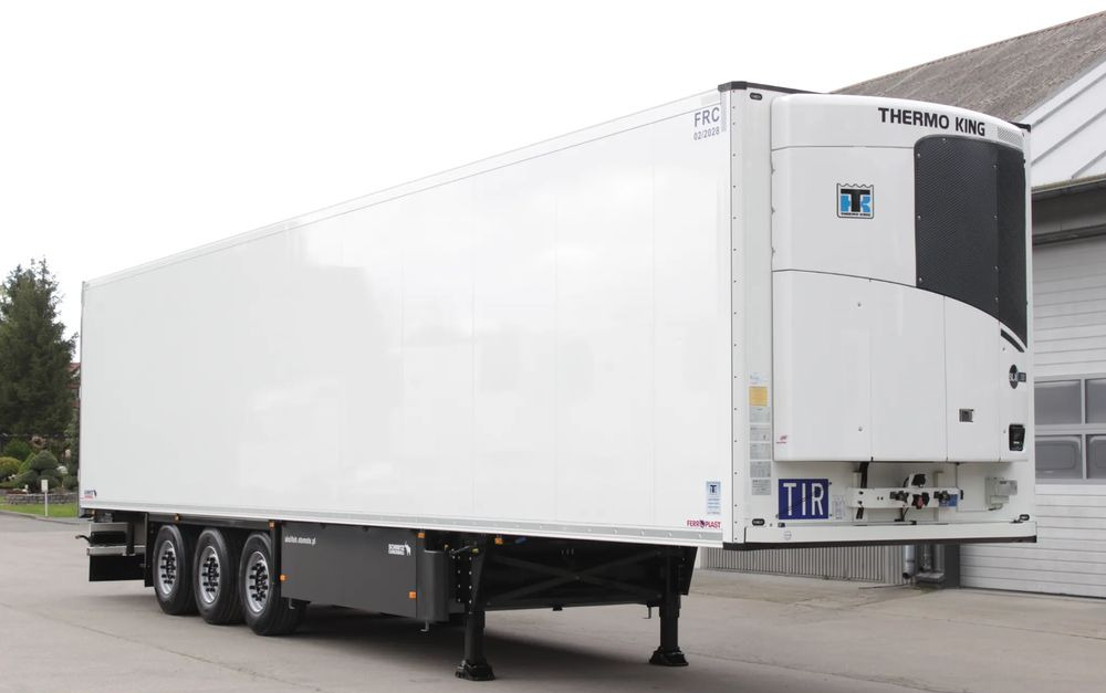Schmitz Cargobull Thermo King SLXi 300 / **1880 MTG** / JAK NOWA / FP 60 ŚCIANA 7 CM / - Refrigerator semi-trailer: picture 3 Schmitz Cargobull Thermo King SLXi 300 / **1880 MTG** / JAK NOWA / FP 60 ŚCIANA 7 CM / - Refrigerator semi-trailer: picture 3
