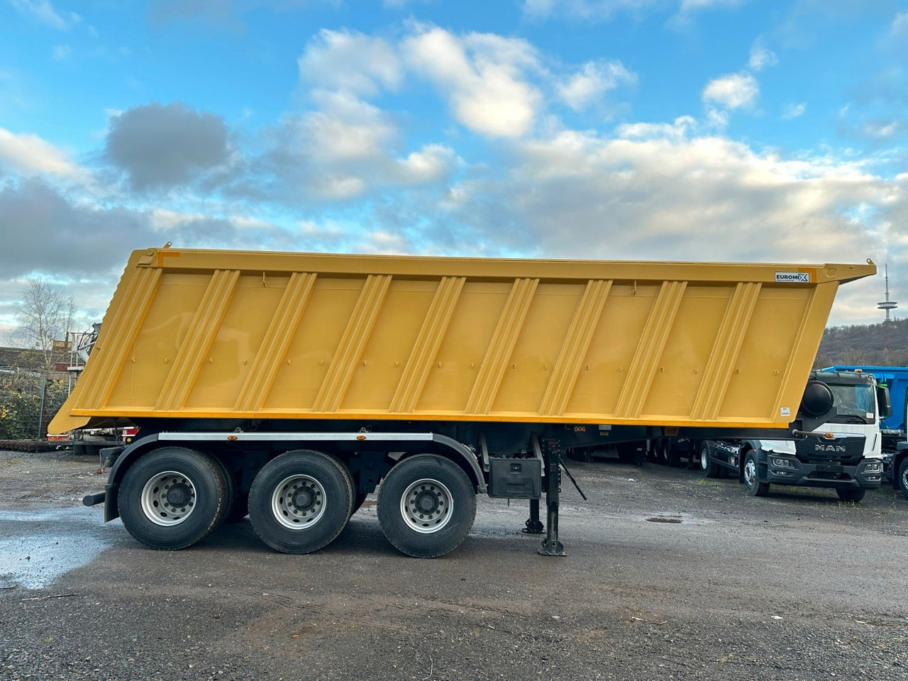 EuromixMTP Kipper Auflieger 32m³ HARDOX - Tipper semi-trailer: picture 4 EuromixMTP Kipper Auflieger 32m³ HARDOX - Tipper semi-trailer: picture 4