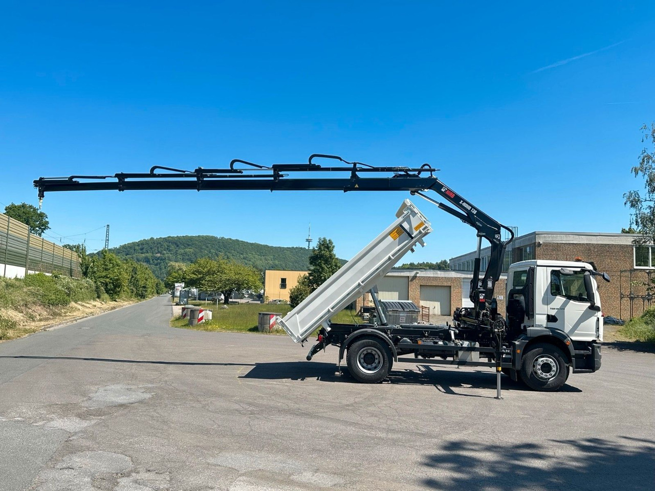 Tipper, Crane truck MAN TGM 18.320 4x2 Euro6e  Hiab X-HiDuo 138DS-4: picture 13