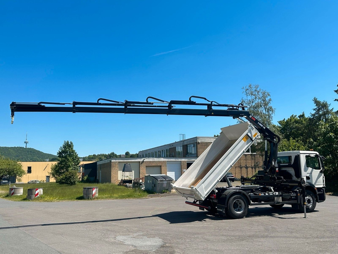 Tipper, Crane truck MAN TGM 18.320 4x2 Euro6e  Hiab X-HiDuo 138DS-4: picture 12