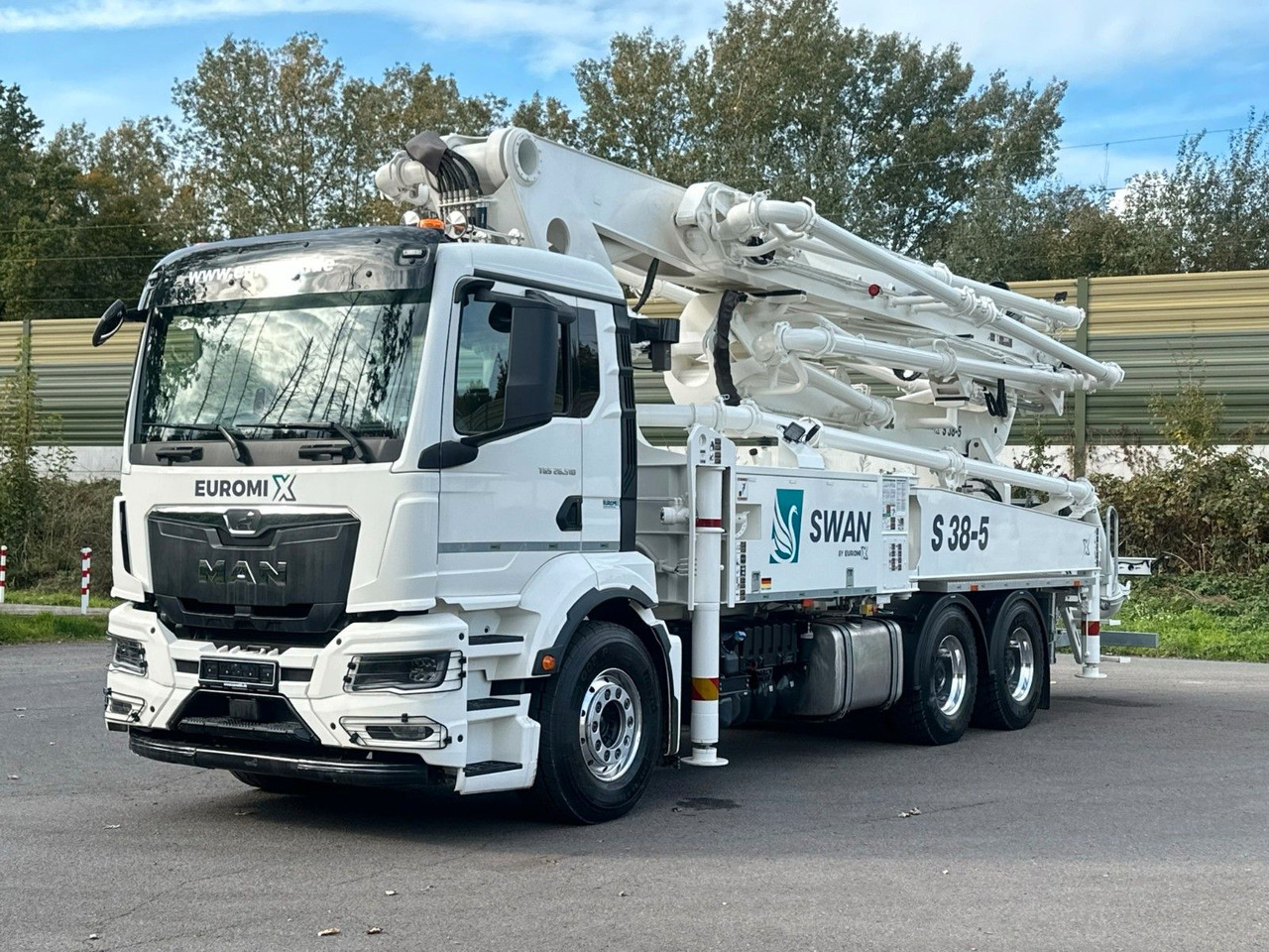 MAN TGS 26.510 6x4 SWAN TSP 38-5 160RZ ( 38m ) - Concrete mixer truck: picture 2 MAN TGS 26.510 6x4 SWAN TSP 38-5 160RZ ( 38m ) - Concrete mixer truck: picture 2