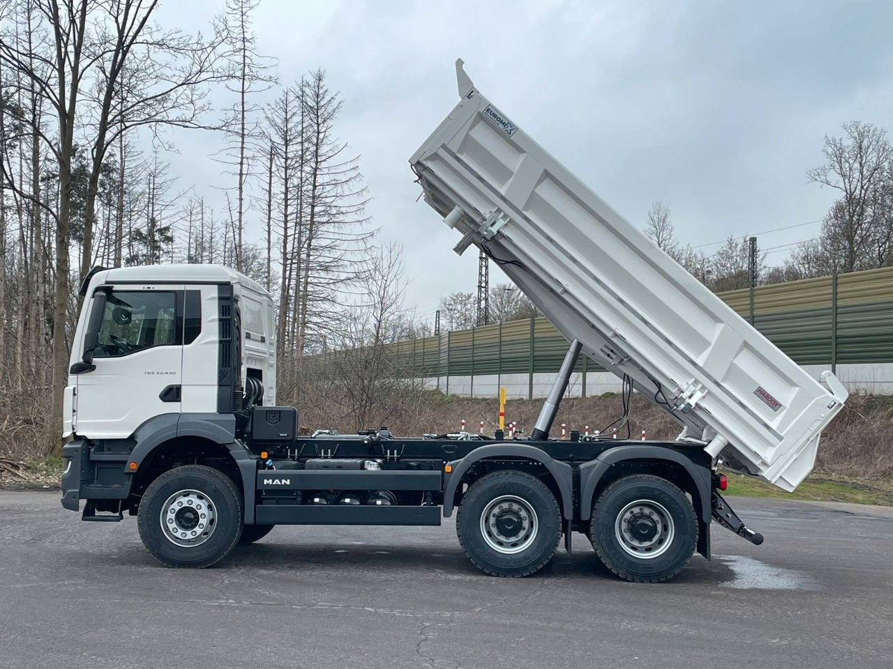 Tipper MAN TGS 33.440 6x4 /Euro6 3-Seiten-Kipper EuromixMTP: picture 11