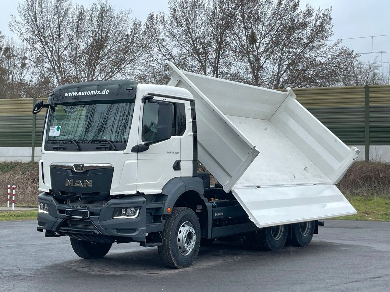 Tipper MAN TGS 33.440 6x4 /Euro6 3-Seiten-Kipper EuromixMTP: picture 19
