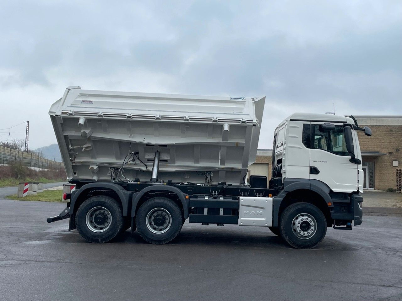Tipper MAN TGS 33.440 6x4 /Euro6 3-Seiten-Kipper EuromixMTP: picture 25