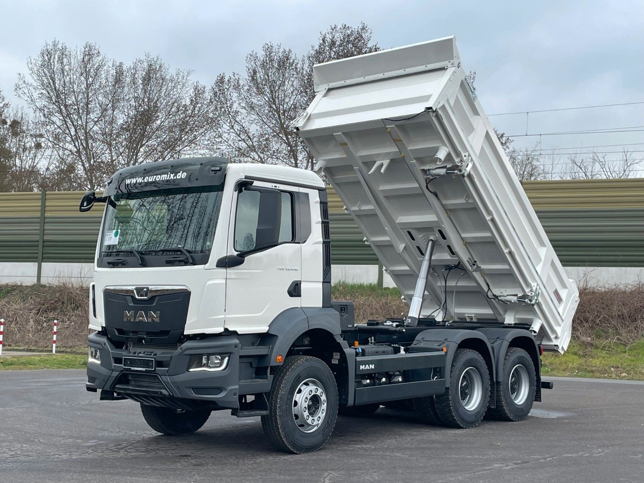 Tipper MAN TGS 33.440 6x4 /Euro6 3-Seiten-Kipper EuromixMTP: picture 9