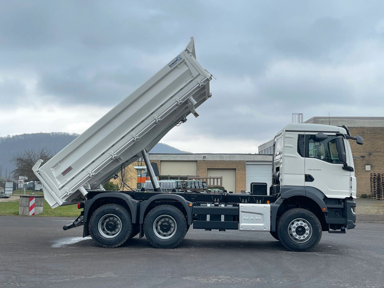 Tipper MAN TGS 33.440 6x4 /Euro6 3-Seiten-Kipper EuromixMTP: picture 14