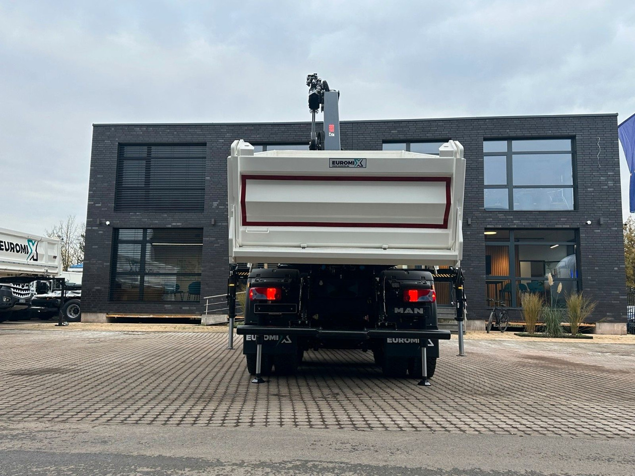 Tipper, Crane truck MAN TGS 33.440 6x6 /3-Seiten- Kipper / Kran HIAB 302: picture 14