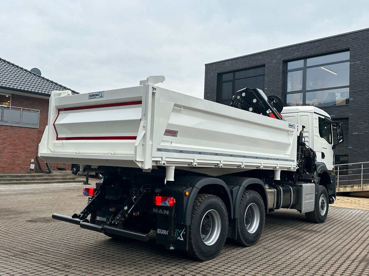 Tipper, Crane truck MAN TGS 33.440 6x6 /3-Seiten- Kipper / Kran HIAB 302: picture 8